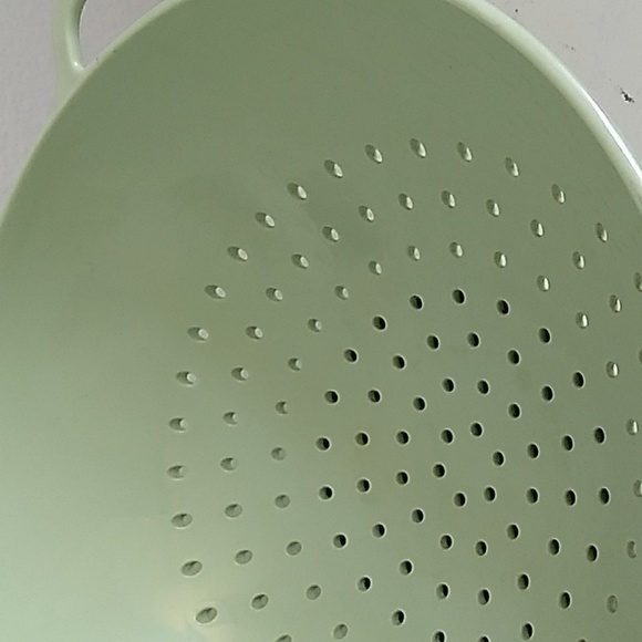Pioneer Woman Colander - Picture 4 of 8